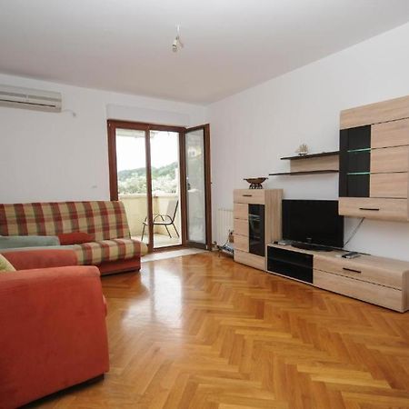 Apartment Jana Petrovac Екстериор снимка
